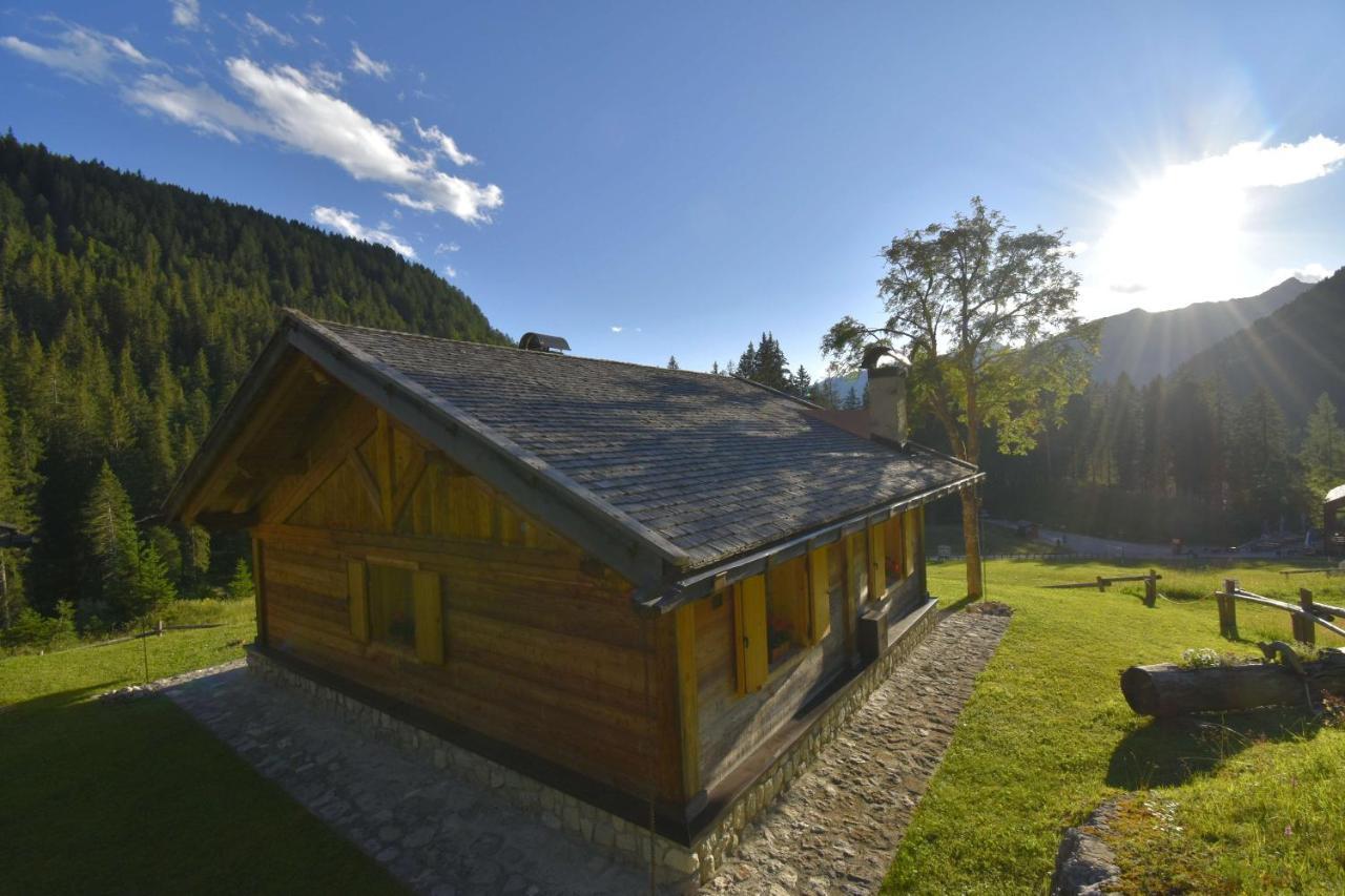 Chalet Brenta Dolomites Villa Madonna di Campiglio Exterior photo