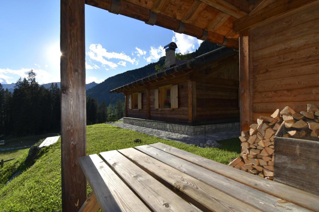 Chalet Brenta Dolomites Villa Madonna di Campiglio Exterior photo